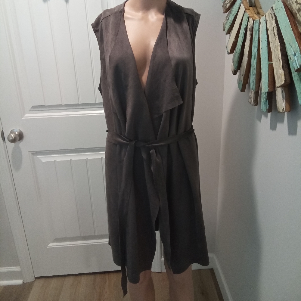 She + Sky Size L Faux Suede Sleeveless Brown Belted Vest/Duster